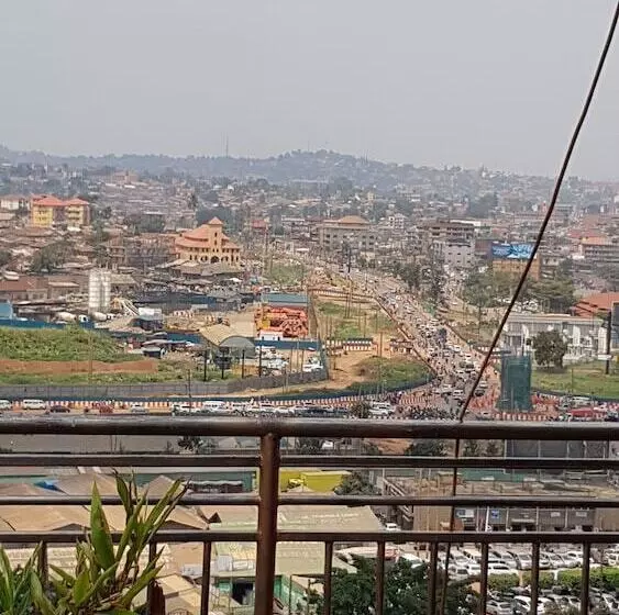 هتل Biraj International