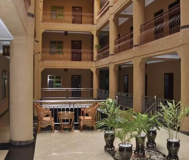 هتل Biraj International