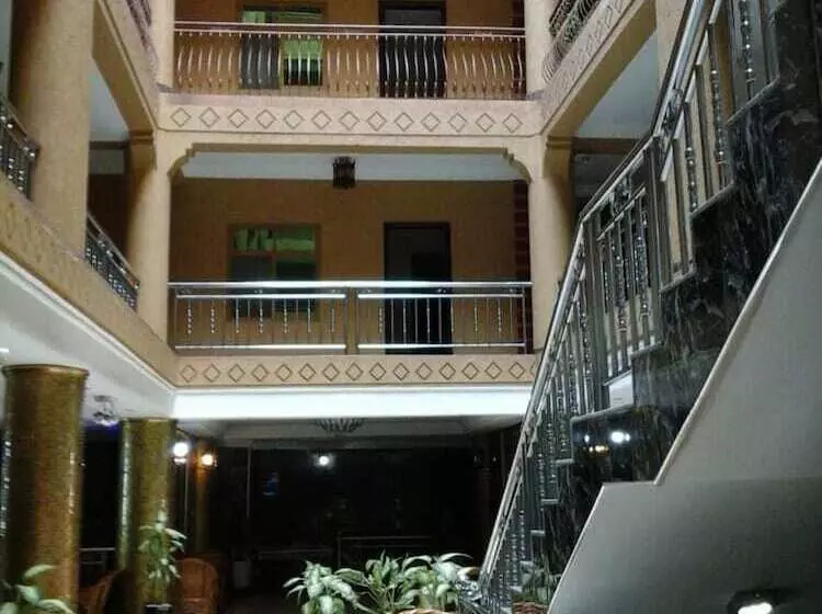 هتل Biraj International