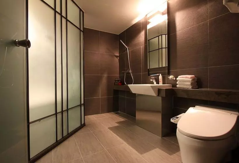 Отель Cats Suwon