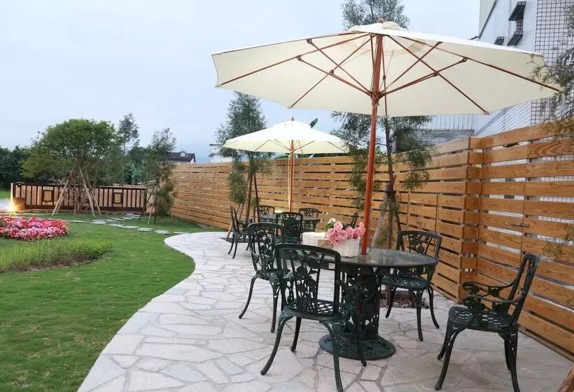 هتل Lo Hong Ka Countryside House