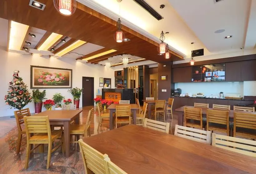 هتل Lo Hong Ka Countryside House