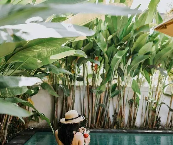 Отель The Sakara Villa Ubud