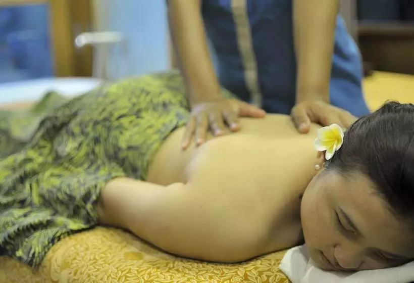 Отель The Sakara Villa Ubud