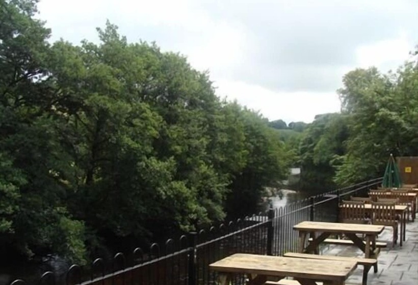 בית מלון כפרי The Abbey Inn