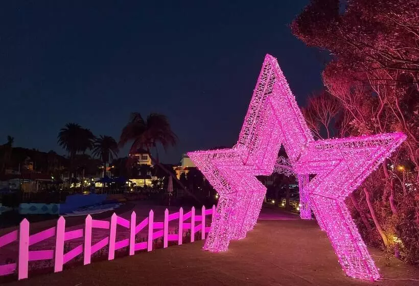 هتل Uni Resortkenting