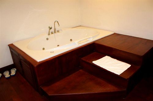 هتل Villa Chitchareune Boutique