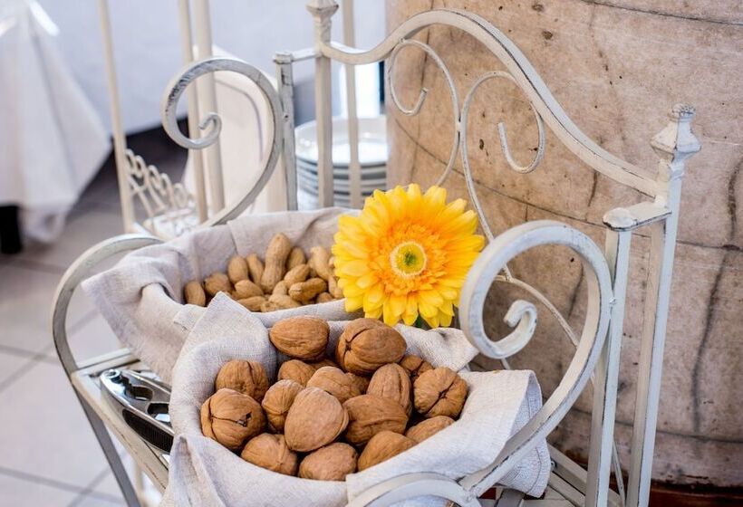 酒店 Villa Truentum