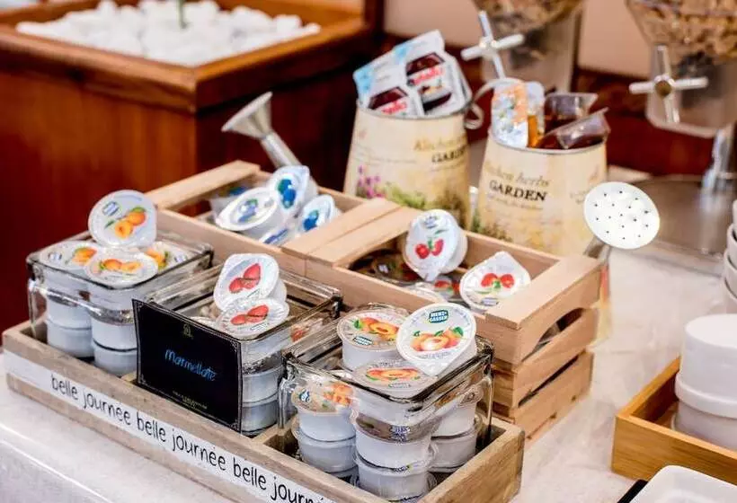 هتل Villa Truentum