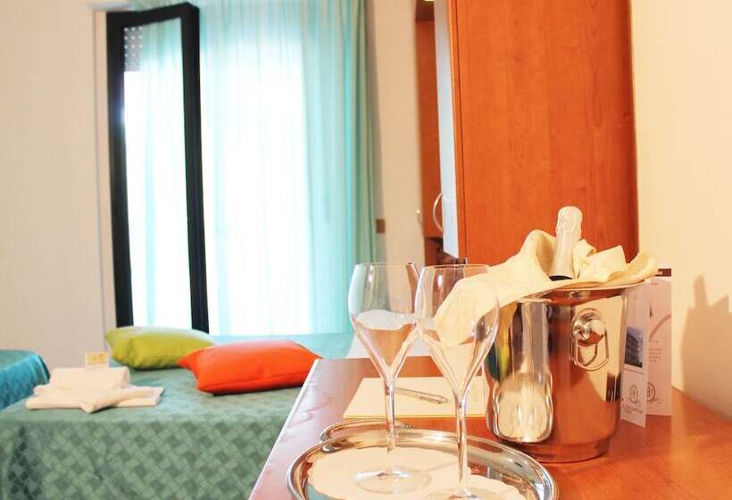 酒店 Villa Truentum