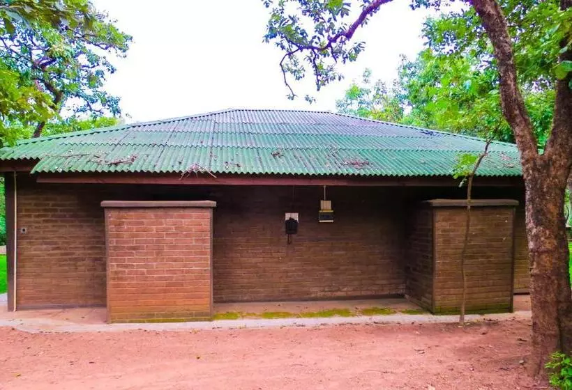 هتل Woodlands Lilongwe