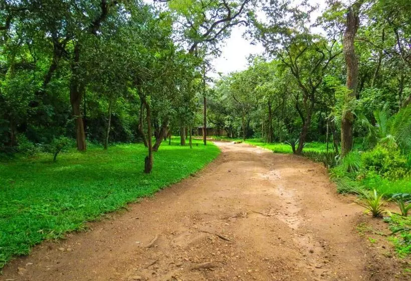 هتل Woodlands Lilongwe