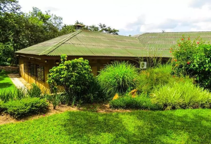 هتل Woodlands Lilongwe