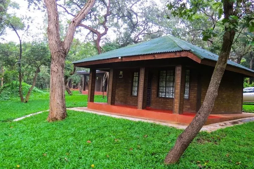 هتل Woodlands Lilongwe