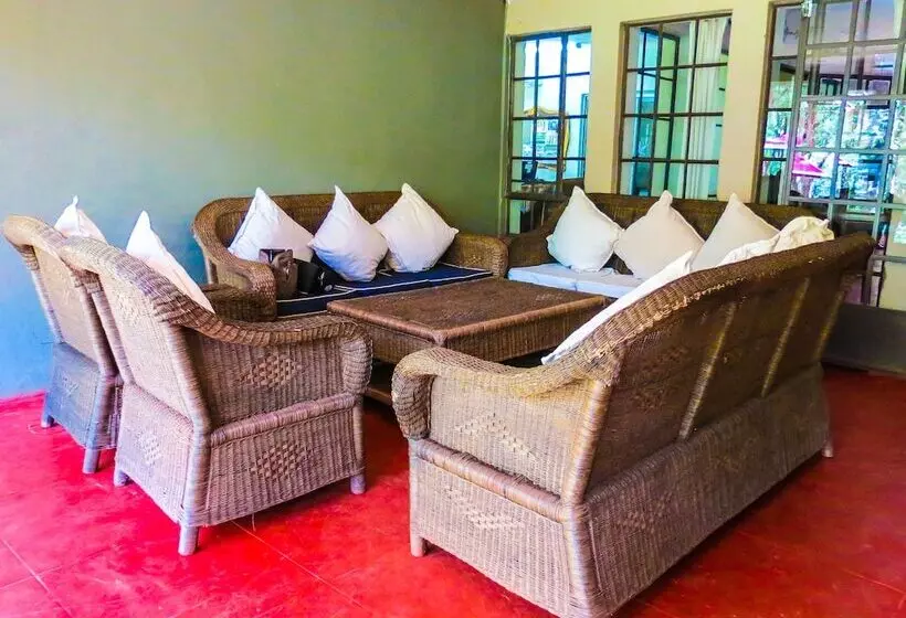 هتل Woodlands Lilongwe