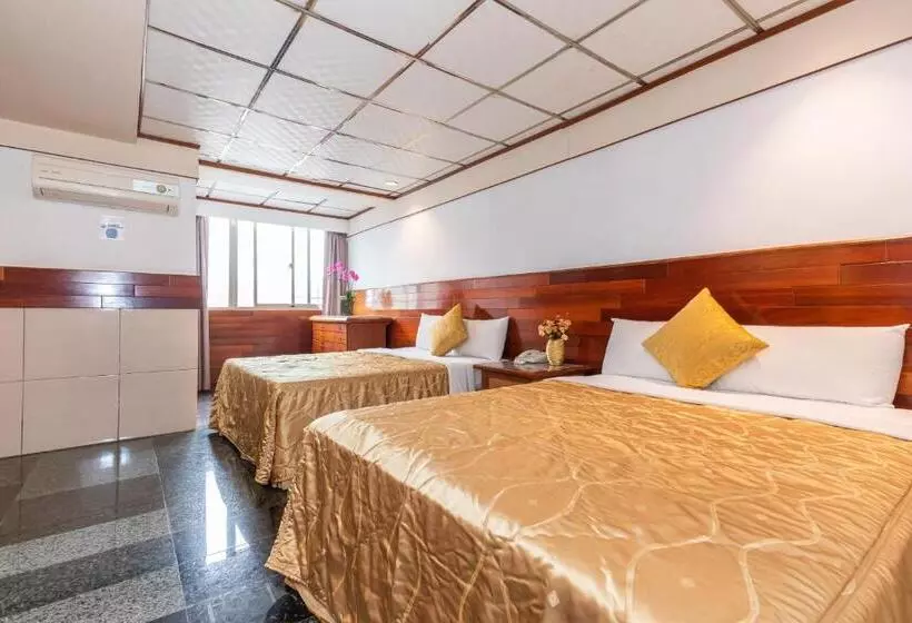 هتل Yi Pin Business