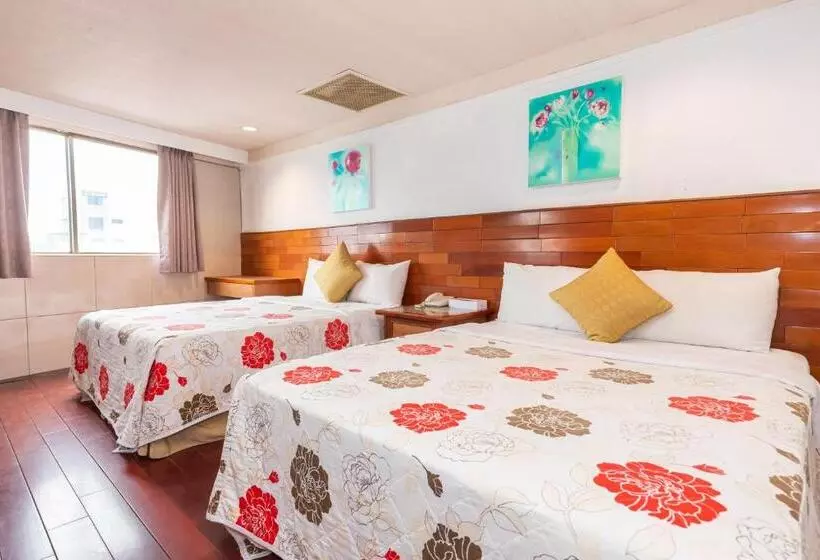 هتل Yi Pin Business