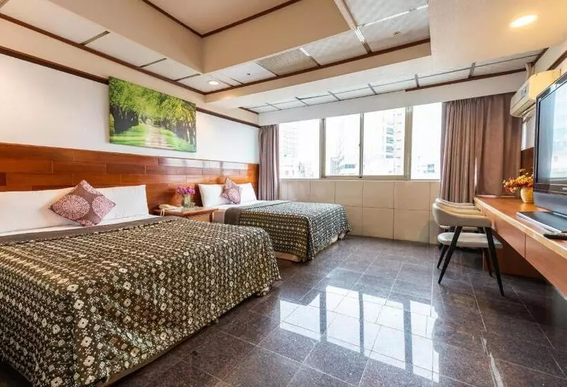 هتل Yi Pin Business