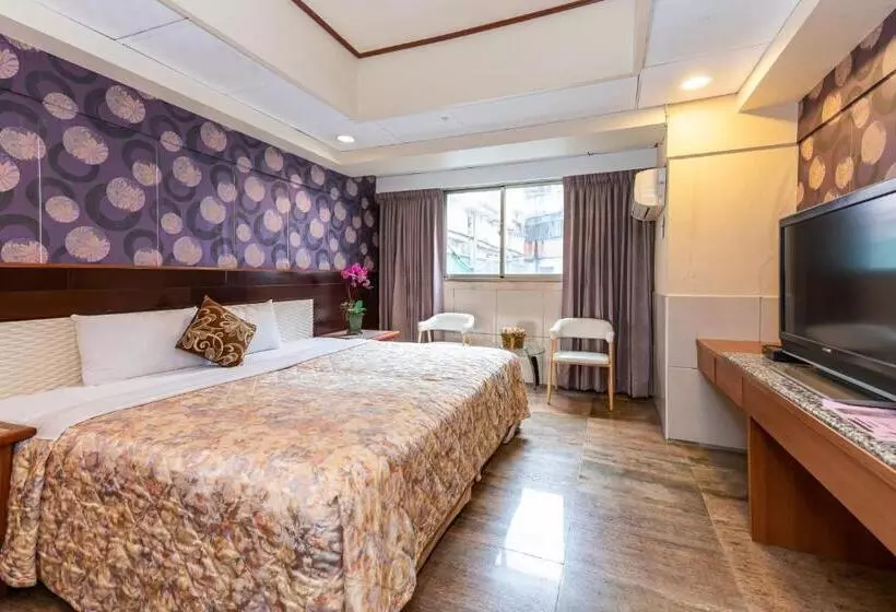 هتل Yi Pin Business