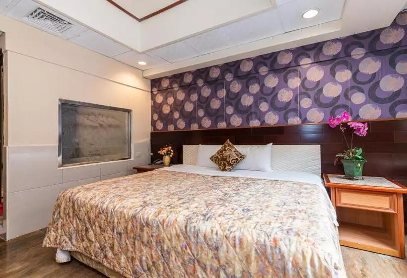 هتل Yi Pin Business