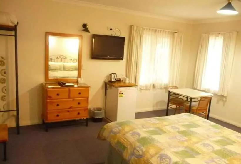 فندق على الطريق Nelsons Of Bridgetown