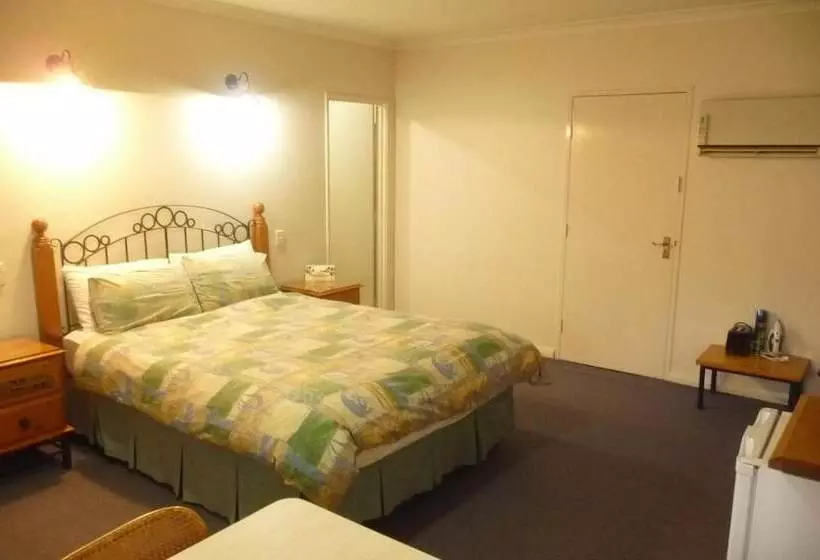 فندق على الطريق Nelsons Of Bridgetown