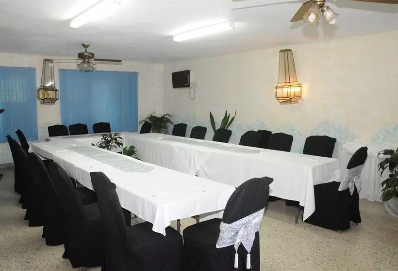 Palm View Guesthouse And Conference Centre