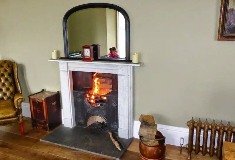 پانسیون Glenridding House