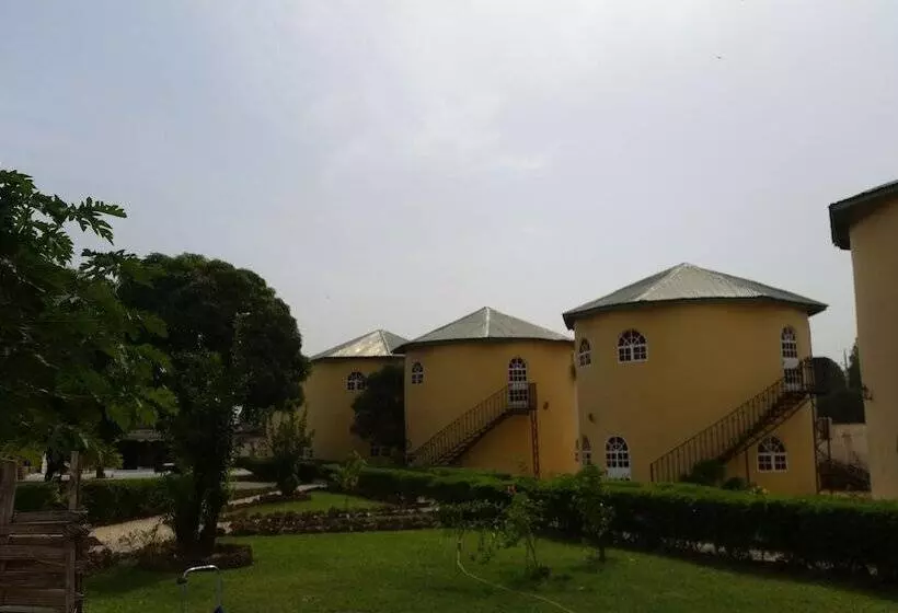 پانسیون Oasis Relax Lodge