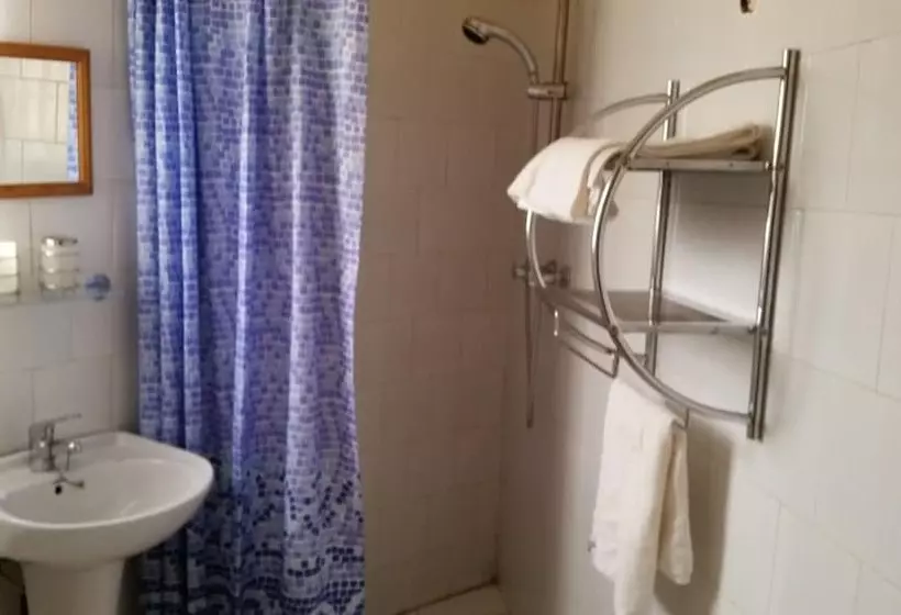 پانسیون Oasis Relax Lodge