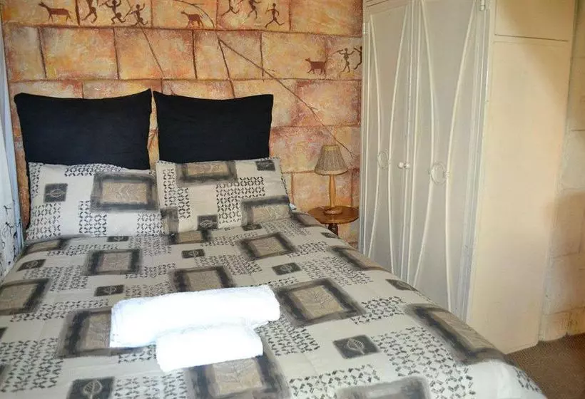پانسیون Willow Tree Guest House