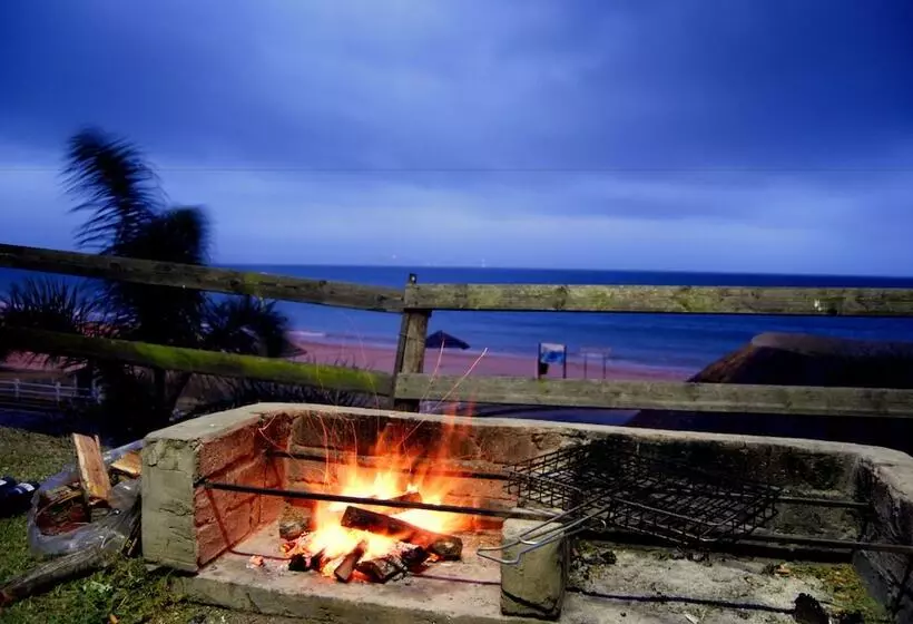 Santos Express Train Lodge   Hostel