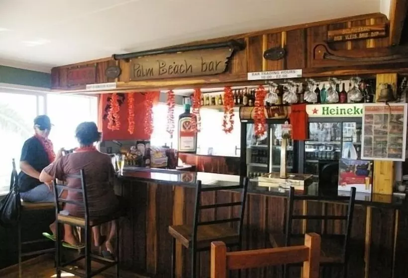 Santos Express Train Lodge   Hostel