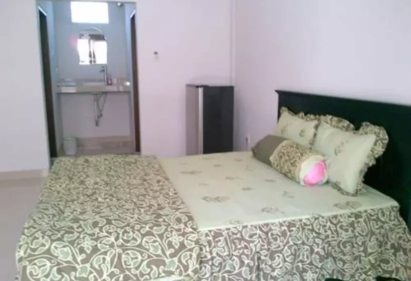 Bed and Breakfast Swandewi Homestay