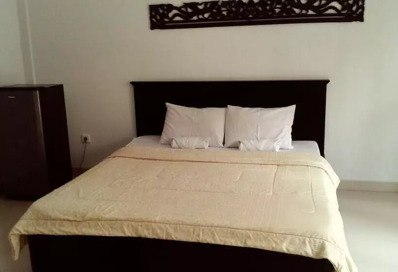 Bed and Breakfast Swandewi Homestay