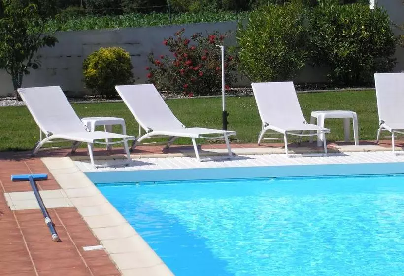 ベッドアンドブレックファースト Chambres D Hotes Villa Monsegur