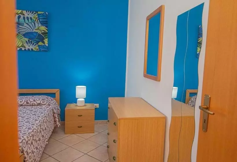 Case Vacanze Mare Nostrum   Villas In Front Of The Beach With Pool