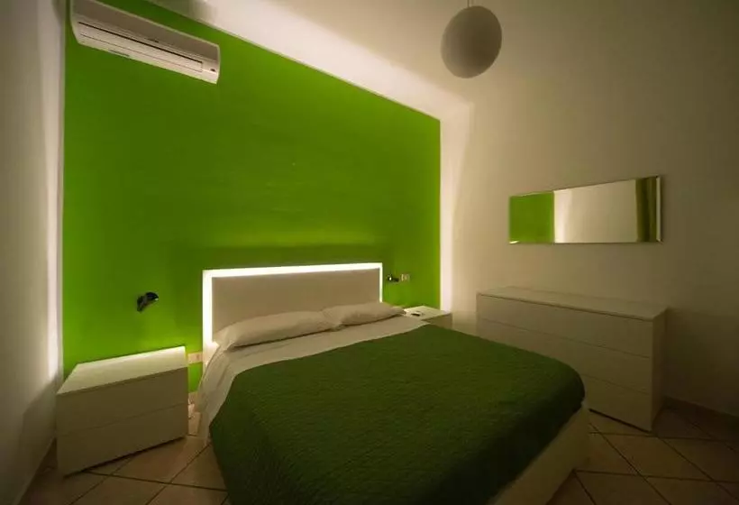 Case Vacanze Mare Nostrum   Villas In Front Of The Beach With Pool