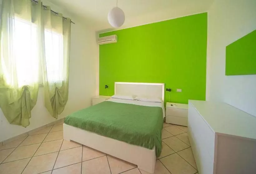 Case Vacanze Mare Nostrum   Villas In Front Of The Beach With Pool