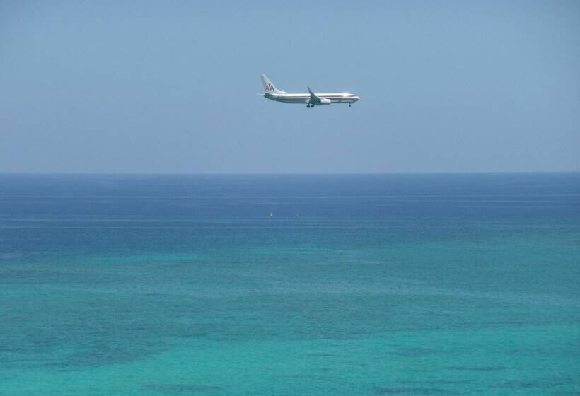 Daydream Beach At Montego Bay Club