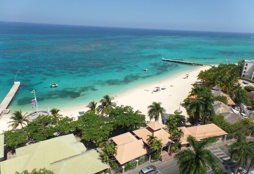 Daydream Beach At Montego Bay Club