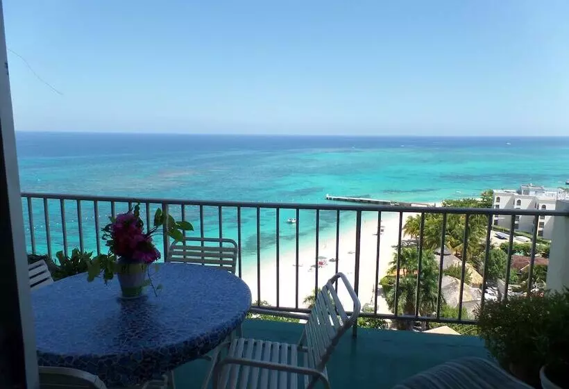 Daydream Beach At Montego Bay Club