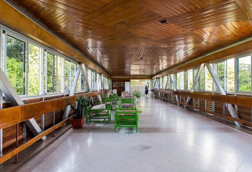 Daydream Beach At Montego Bay Club