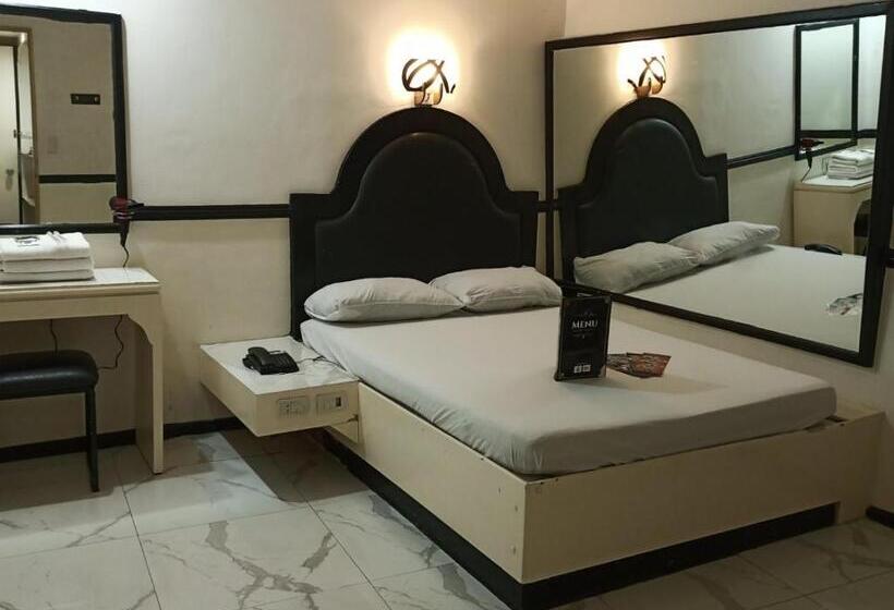 Halina Drive In Hotel Sta Mesa