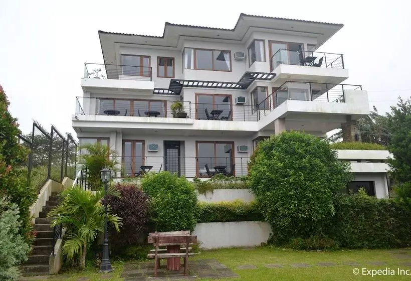 Szálloda 8 Suites By Fat Jimmy's