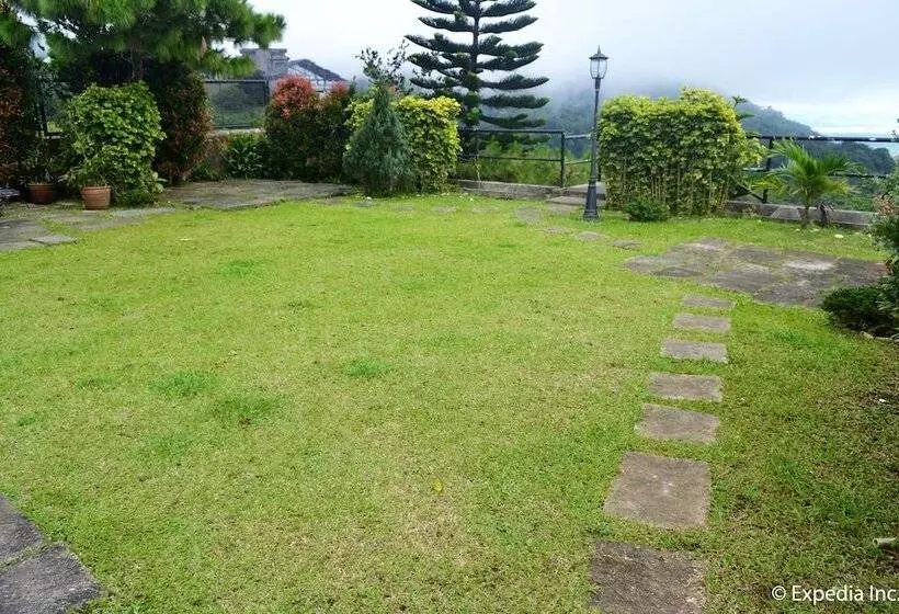 Szálloda 8 Suites By Fat Jimmy's