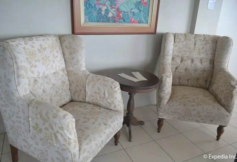 Szálloda 8 Suites By Fat Jimmy's