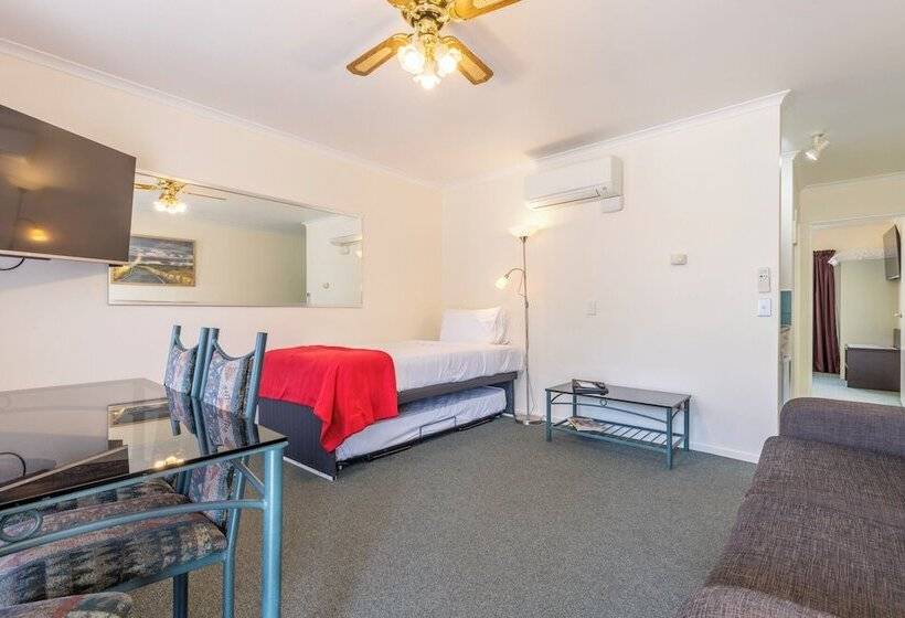 בית מלון כפרי Asure Prince Motor Lodge