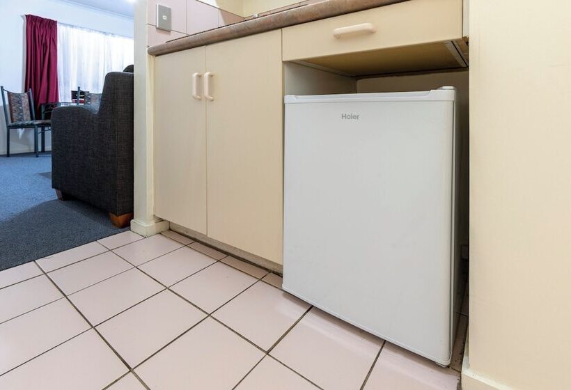 בית מלון כפרי Asure Prince Motor Lodge