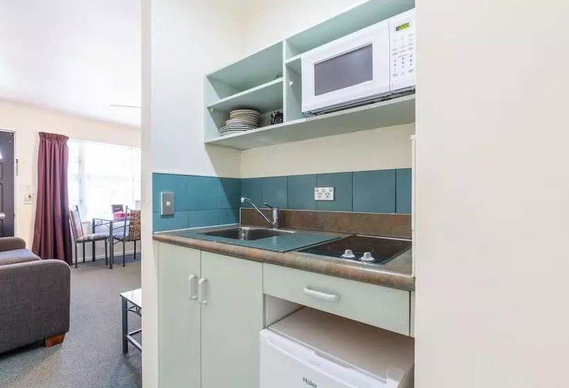 هتل Asure Prince Motor Lodge